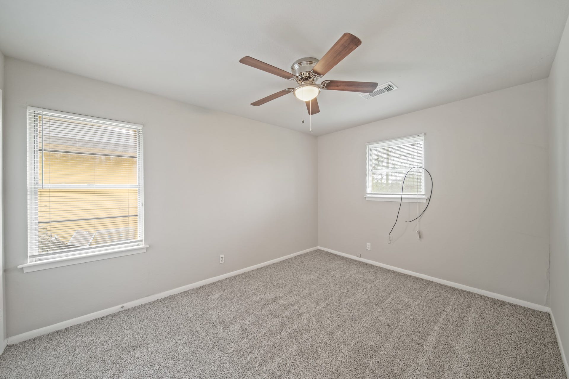 5639 Tiffany Drive, Houston, TX 77085 5639 Tiffany Drive, Houston, TX 77085