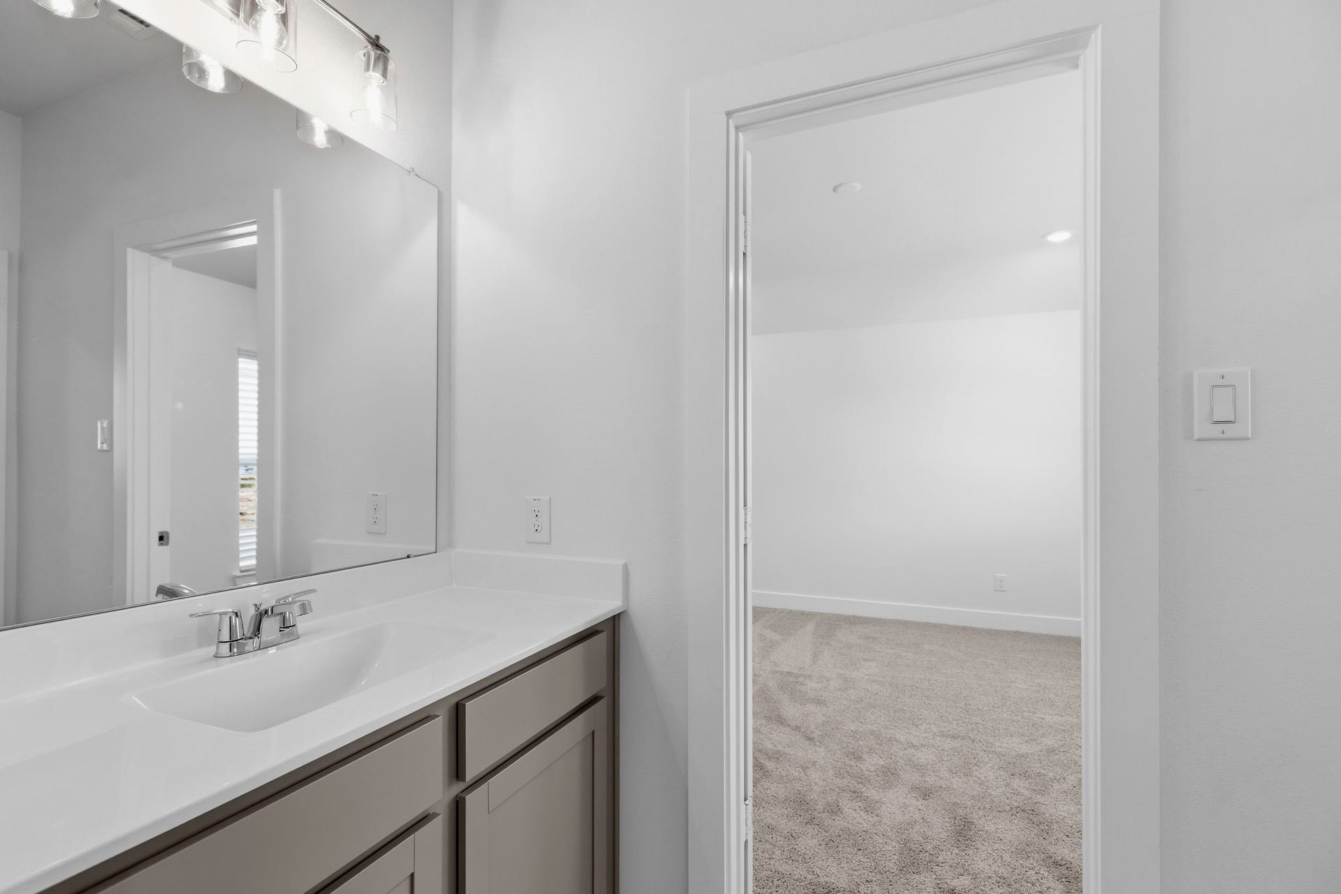 813 Green Ash Way, Waller, TX 77484