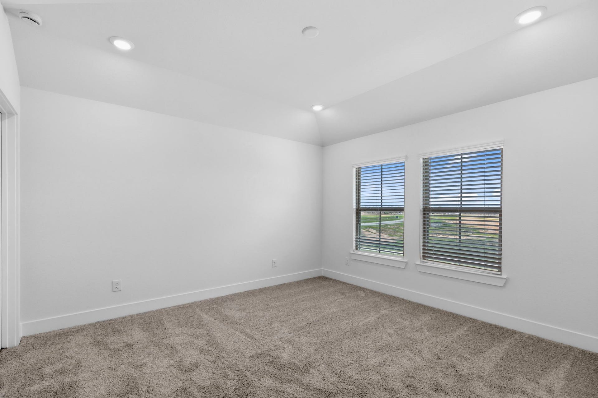 813 Green Ash Way, Waller, TX 77484