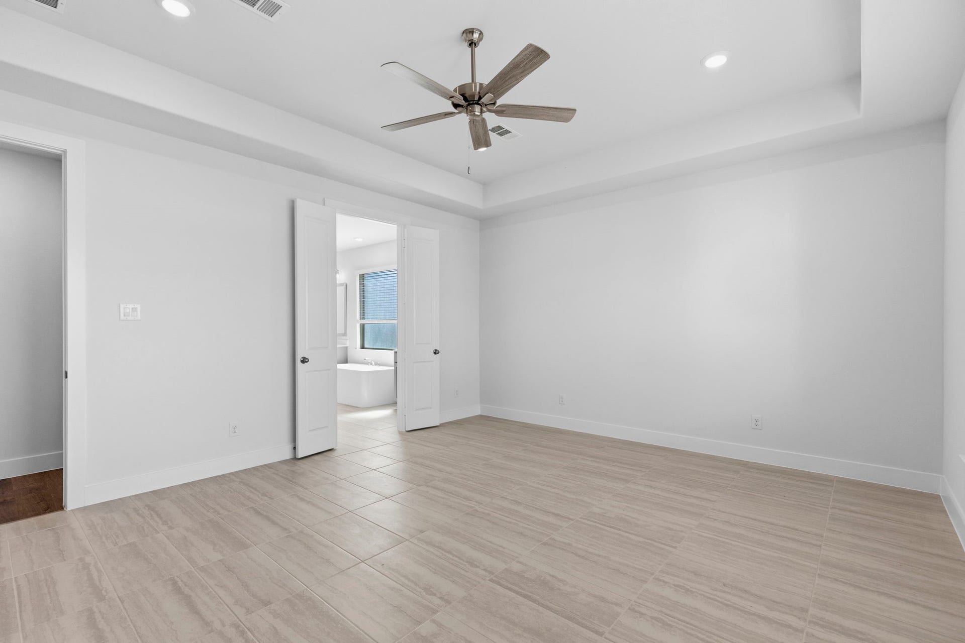 813 Green Ash Way, Waller, TX 77484