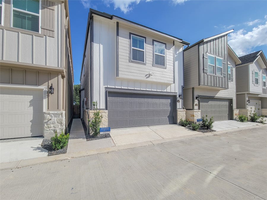Property photo for 17105 White Acer Way, Houston, TX