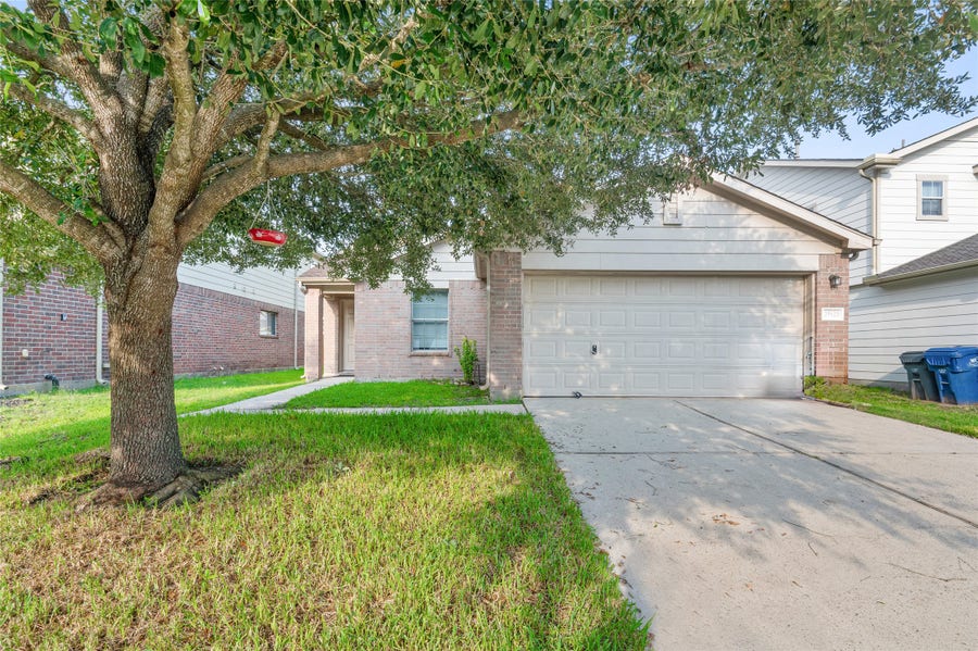 Property photo for 29522 Legends Stone Drive, Spring, TX
