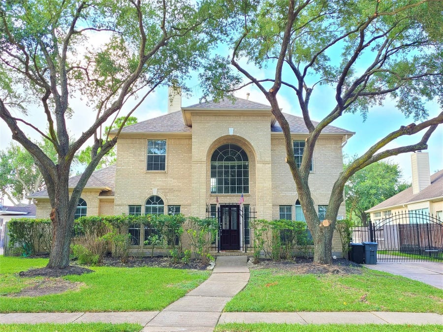 Property photo for 12419 Shadycrest Drive, Houston, TX