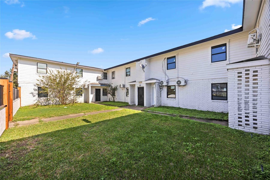Property photo for 6811 Del Rio Street, #17, Houston, TX