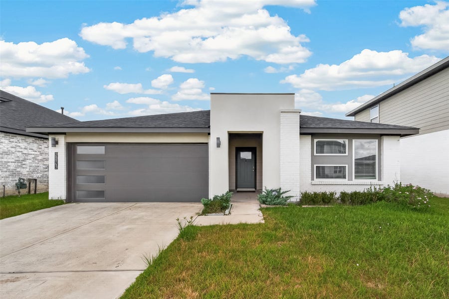 Property photo for 28943 Yachting Point Lane, Katy, TX