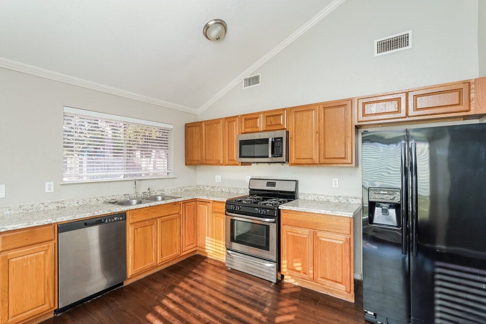 10018 Spotted Horse Drive, Houston, TX 77064 10018 Spotted Horse Drive, Houston, TX 77064