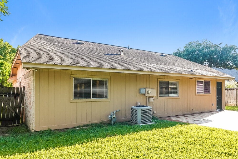 10018 Spotted Horse Drive, Houston, TX 77064 10018 Spotted Horse Drive, Houston, TX 77064