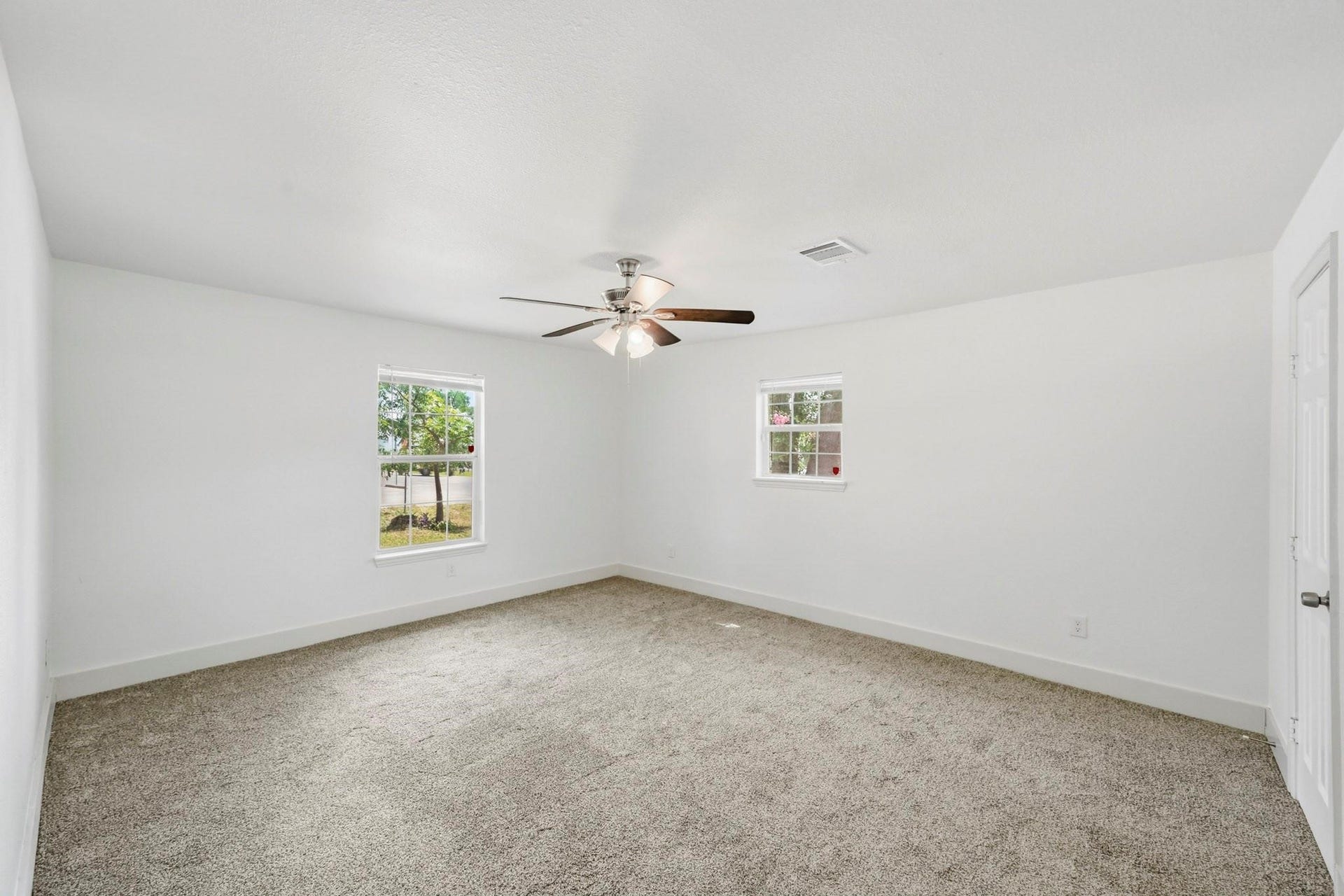 1501 Maiden Lane, Richmond, TX 77469