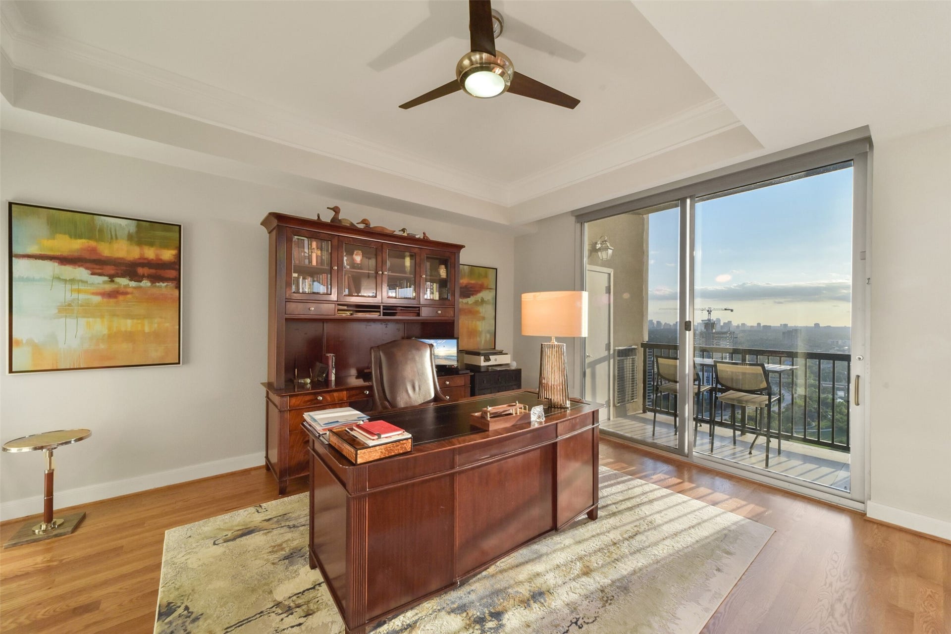 3333 Allen Parkway, #3003, Houston, TX 77019 Generous study/flex room with adjacent balcony and oversized storage closet.