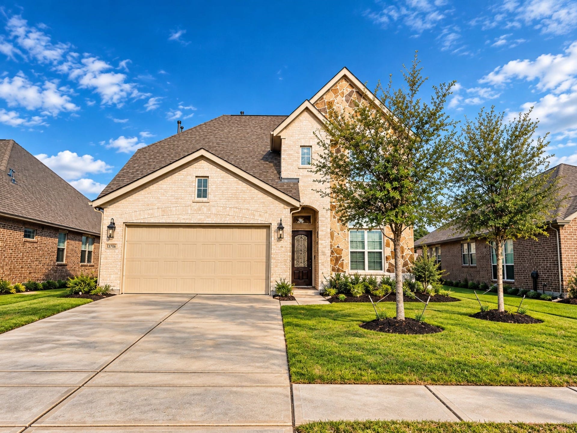13706 Alaskan Brown Bear Trail, Crosby, TX 77532