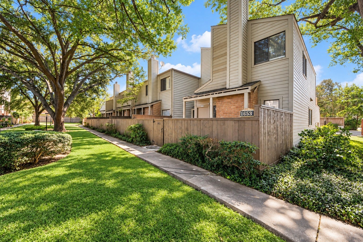 1653 Prairie Mark Lane, Houston, TX 77077 1653 Prairie Mark Lane, Houston, TX 77077