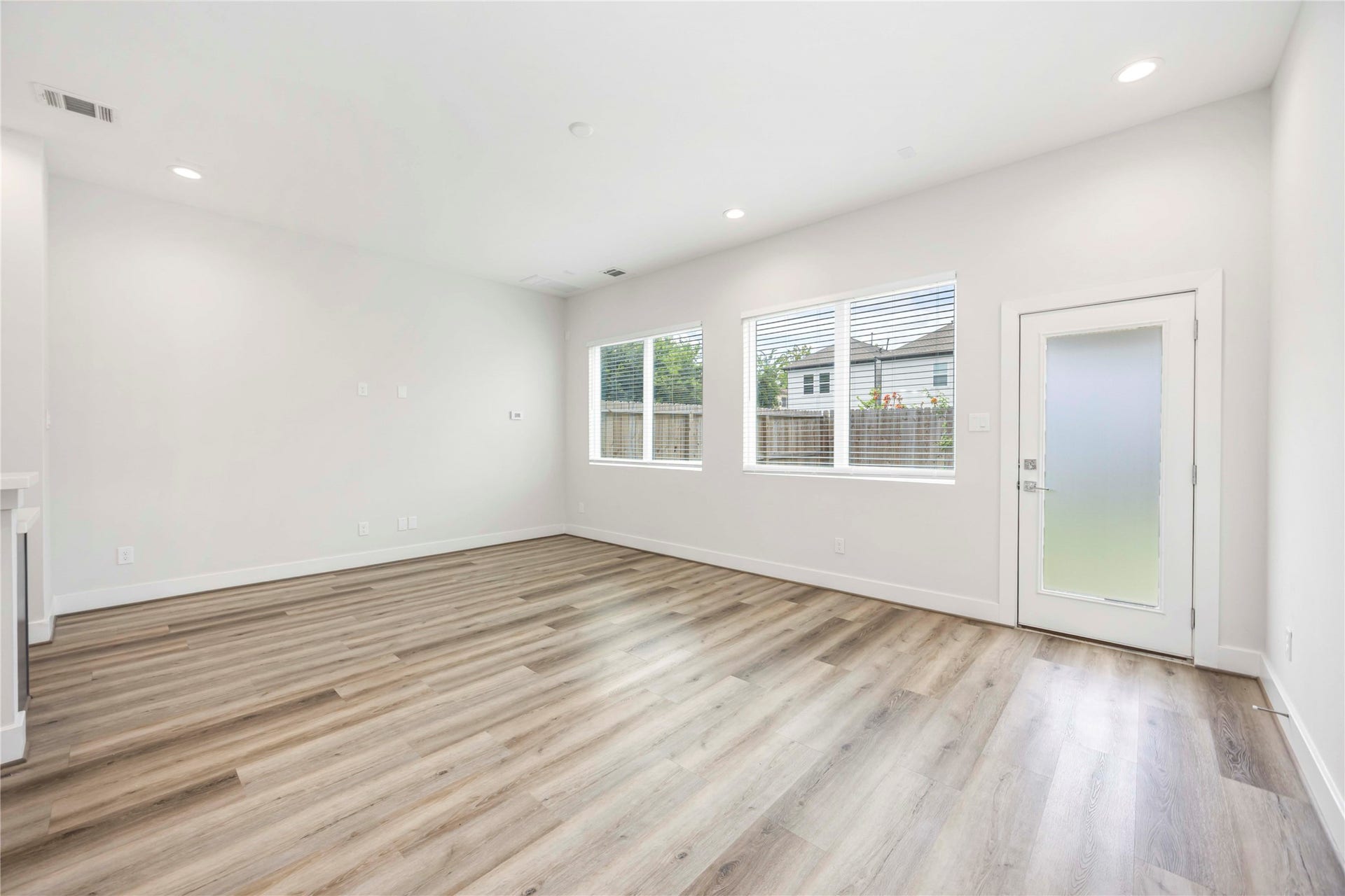 1411 Bigelow Street, Houston, TX 77009