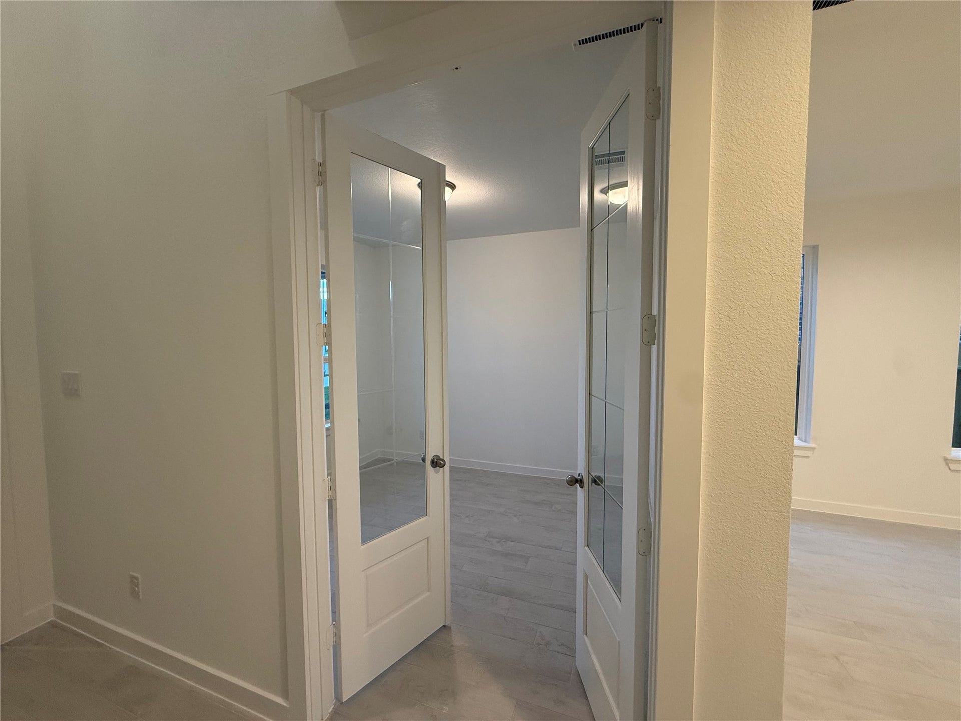 815 Orchard Vale Road, Rosharon, TX 77583