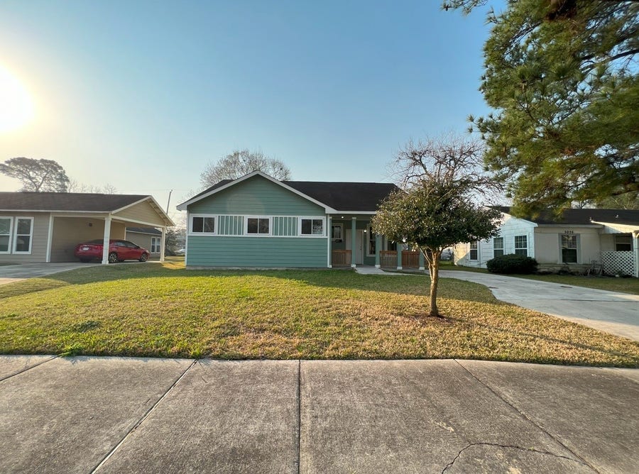 Property photo for 5030 Marietta Lane, Houston, TX
