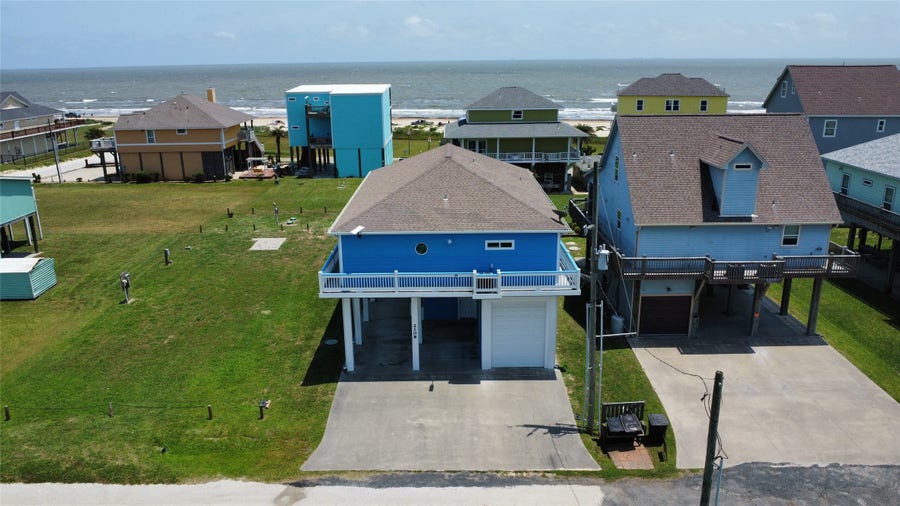 Property photo for 2108 Mills, Crystal Beach, TX
