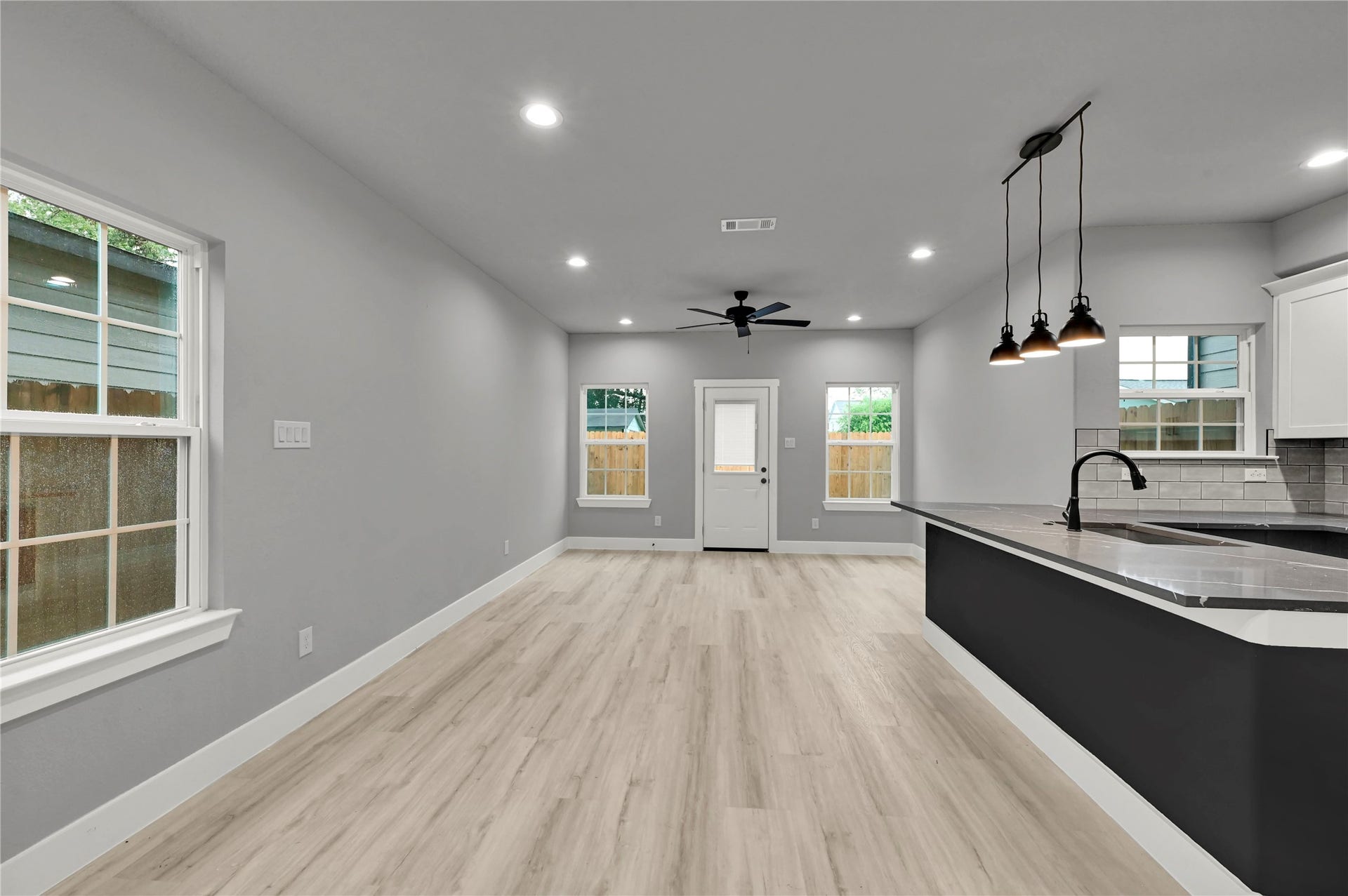 7415 Hezekiah Ln, #B, Houston, TX 77088 7415 Hezekiah Ln, #B, Houston, TX 77088