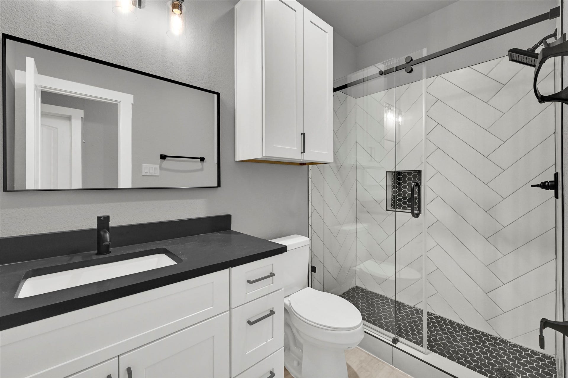 7415 Hezekiah Ln, #B, Houston, TX 77088 secondary bedroom with built ins.