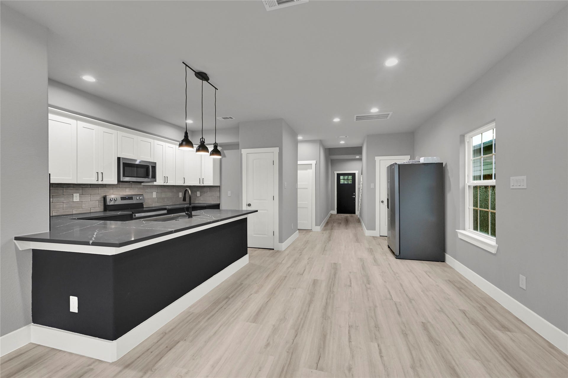 7415 Hezekiah Ln, #B, Houston, TX 77088 7415 Hezekiah Ln, #B, Houston, TX 77088