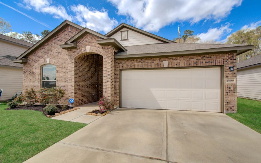 Property photo for 2009 Cedar Branch Drive, Conroe, TX