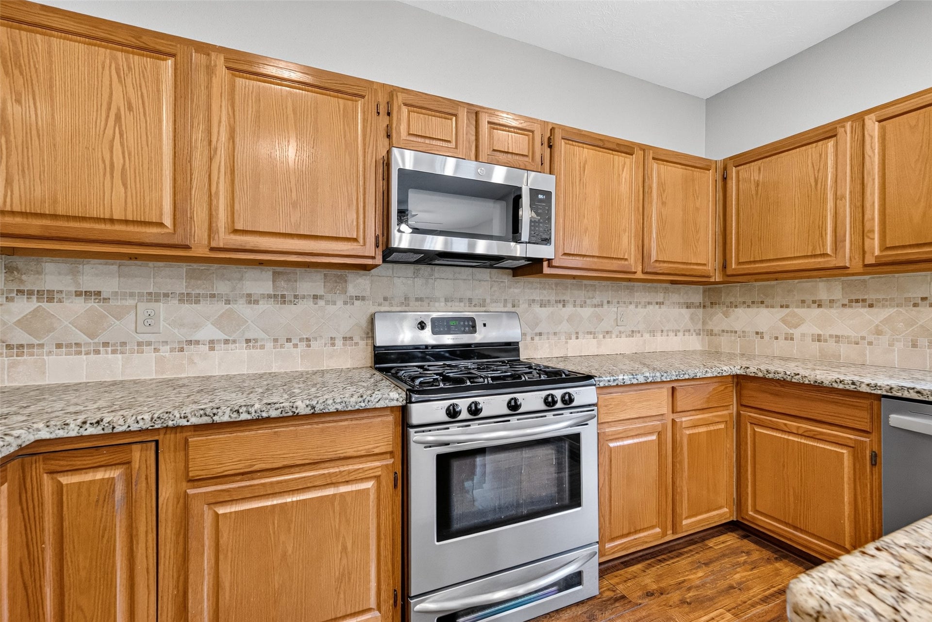 16511 Dawncrest Way, Sugar Land, TX 77498 16511 Dawncrest Way, Sugar Land, TX 77498