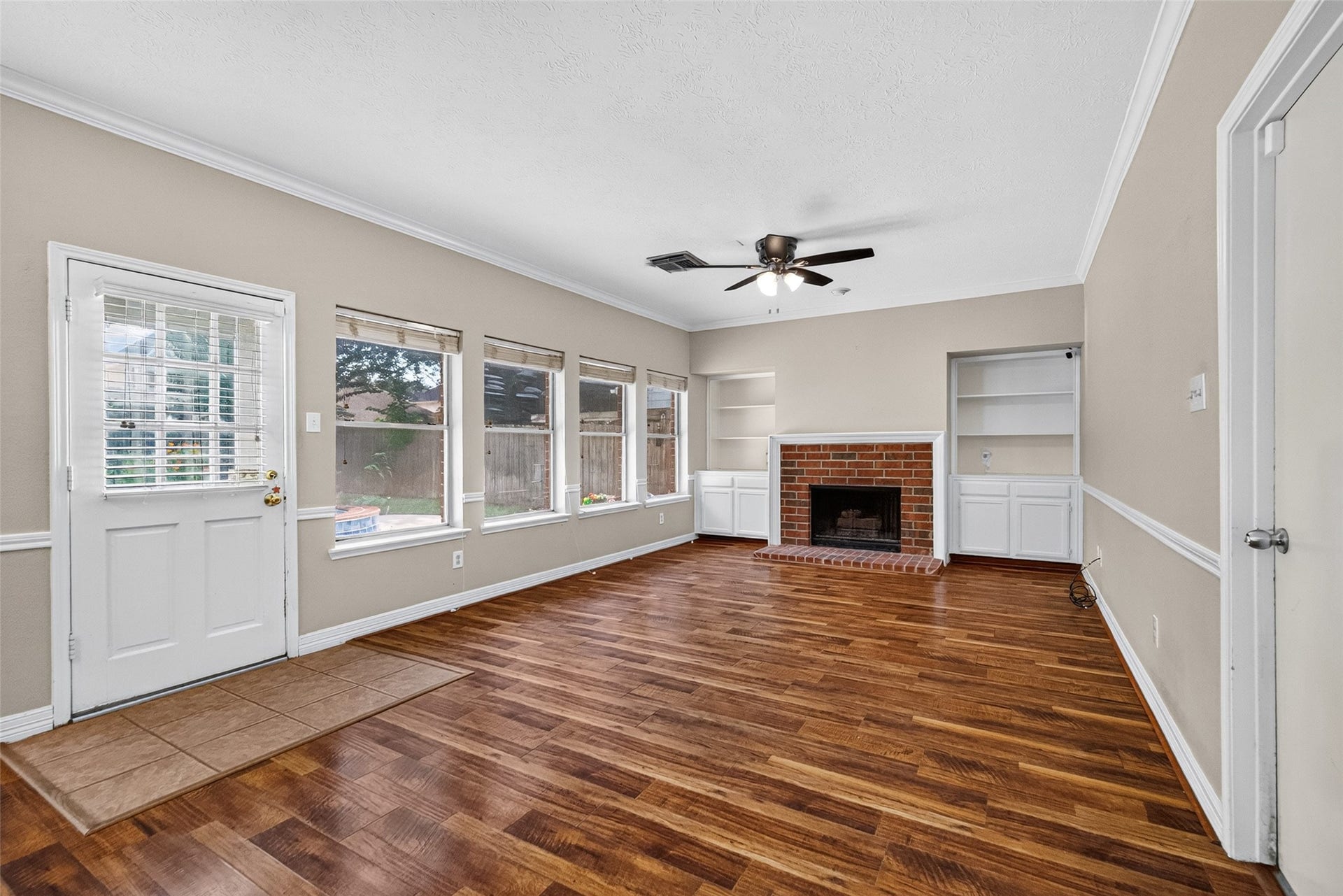 16511 Dawncrest Way, Sugar Land, TX 77498 16511 Dawncrest Way, Sugar Land, TX 77498