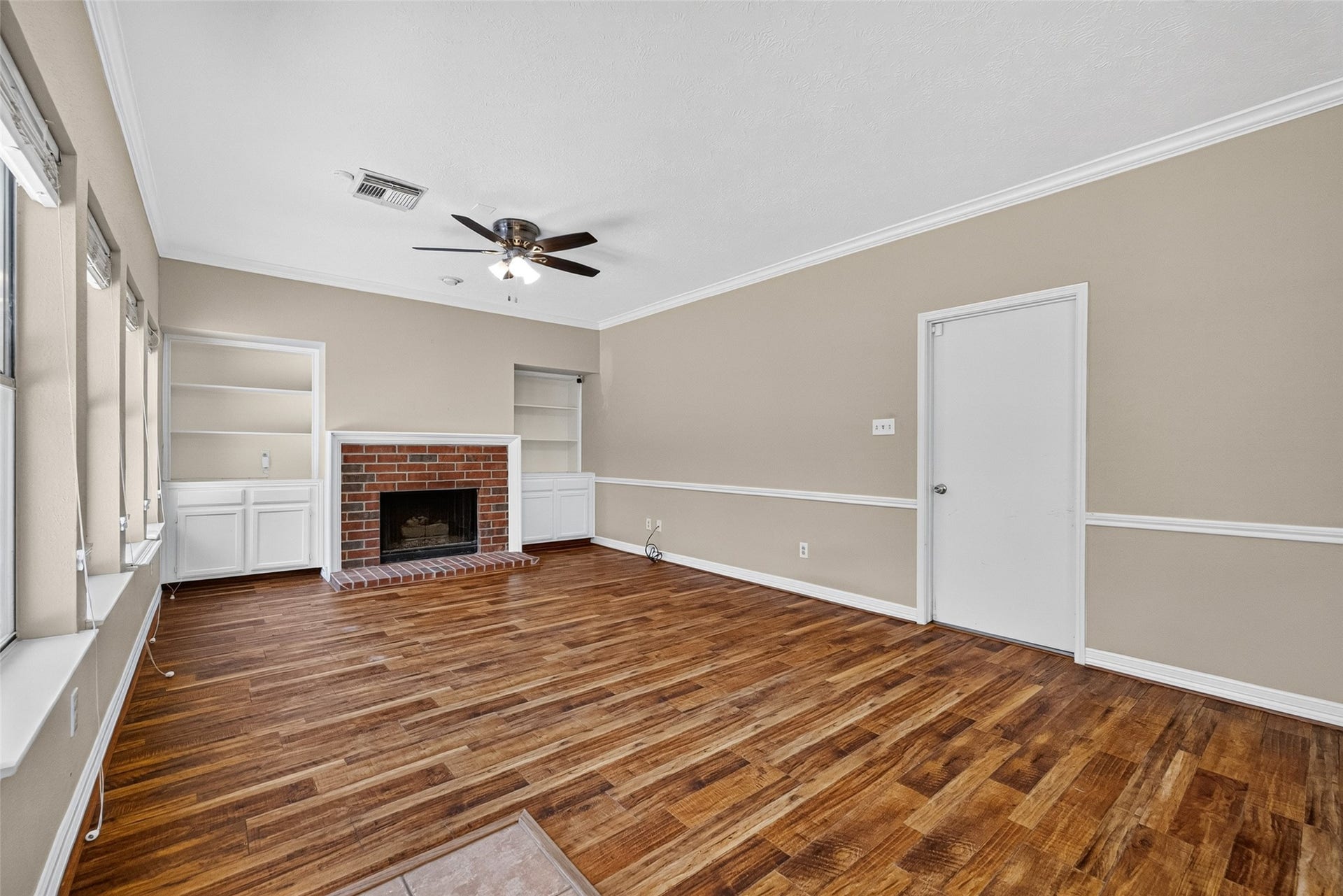 16511 Dawncrest Way, Sugar Land, TX 77498 16511 Dawncrest Way, Sugar Land, TX 77498