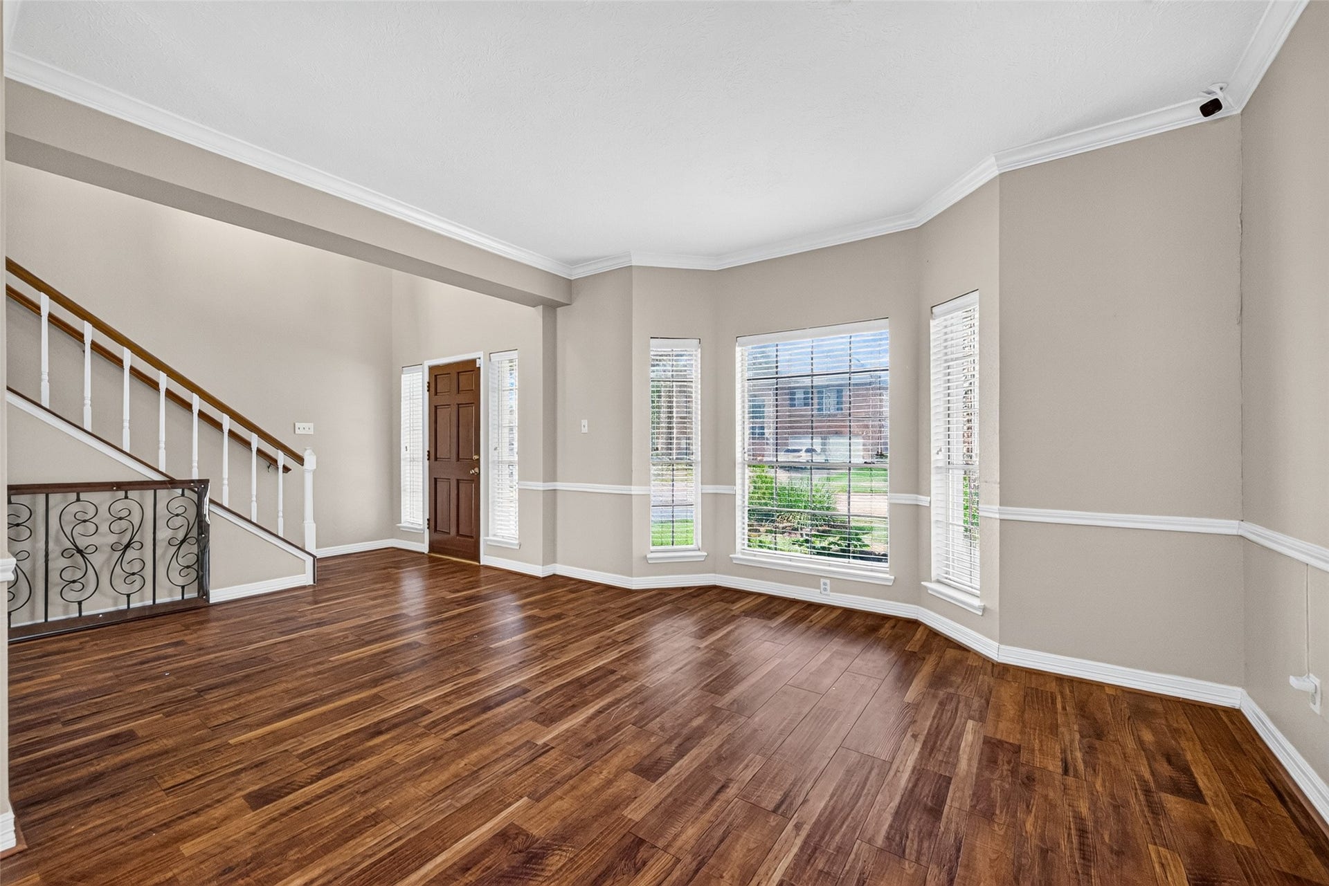 16511 Dawncrest Way, Sugar Land, TX 77498 16511 Dawncrest Way, Sugar Land, TX 77498