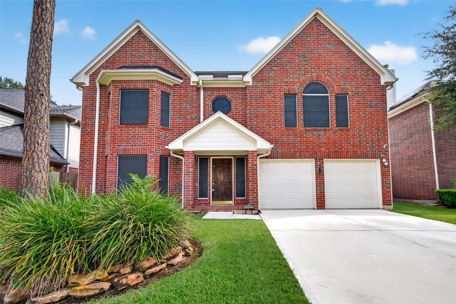 Property photo for 16511 Dawncrest Way, Sugar Land, TX