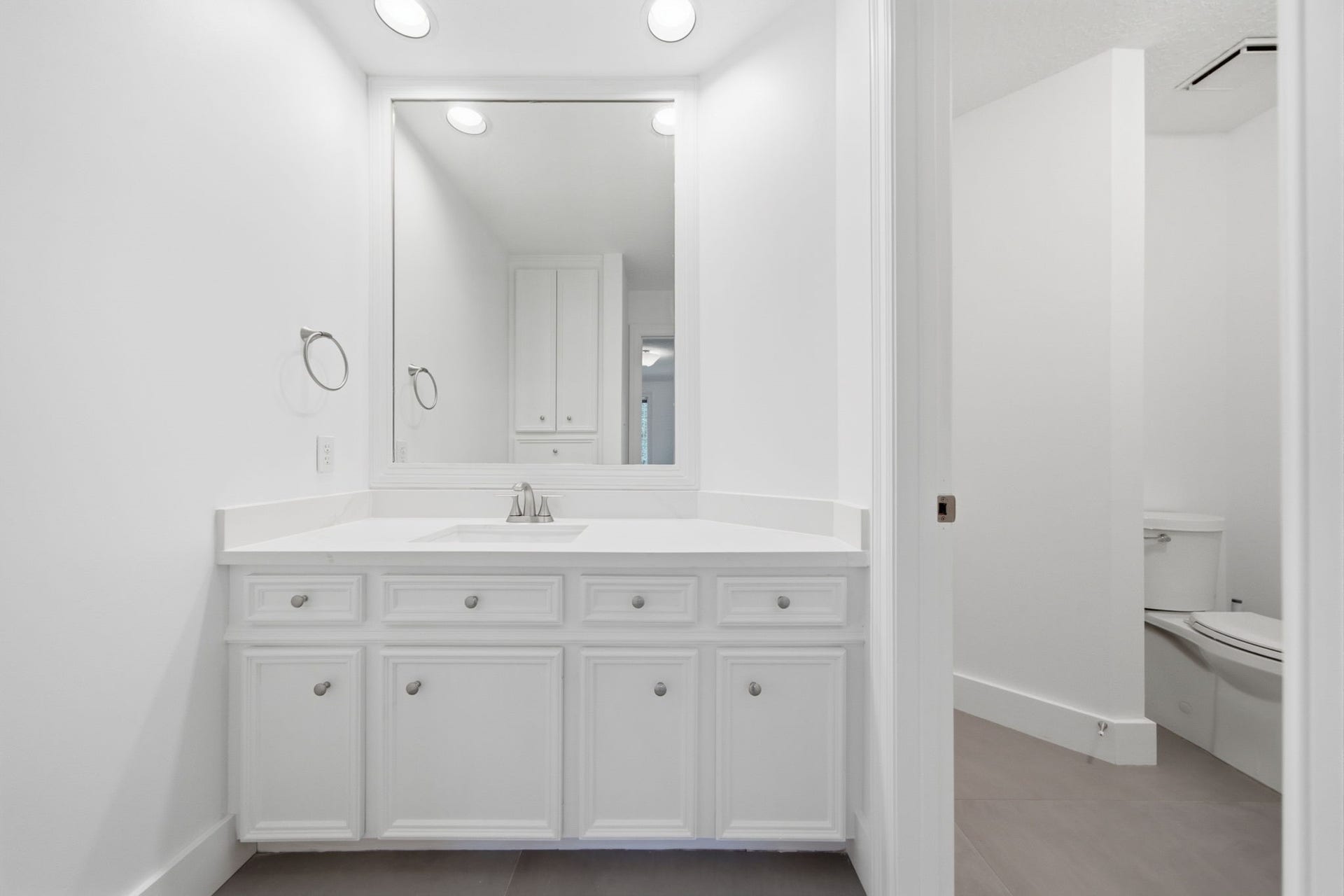 14 Hilshire Grove Lane, Hilshire Village, TX 77055 Private vanity as part of Jack and Jill vanity.