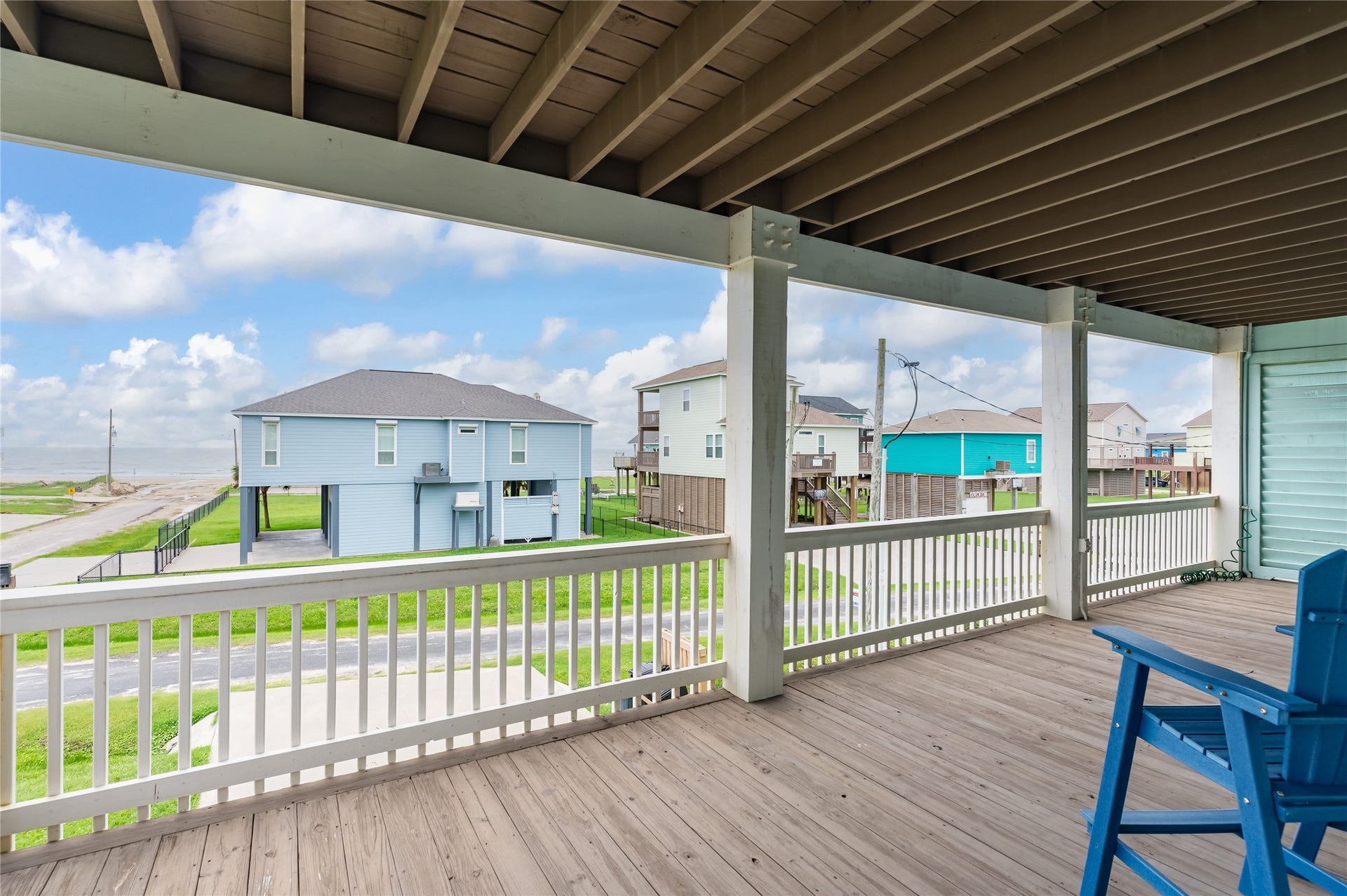 819 Eastview, Crystal Beach, TX 77650 Step onto your expansive covered deck and take in refreshing coastal views with plenty of room to relax or entertain.