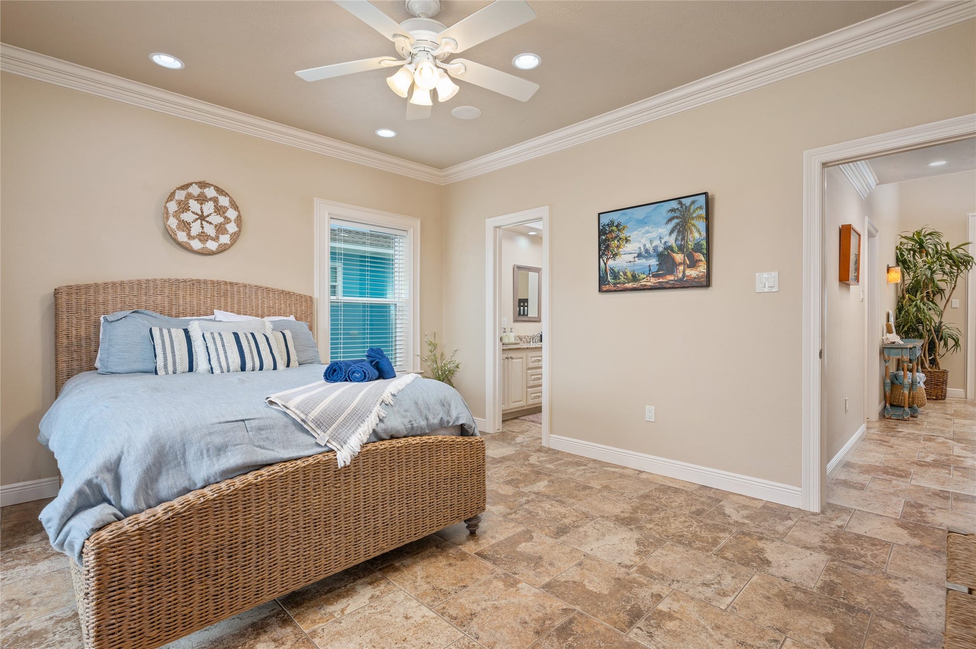 819 Eastview, Crystal Beach, TX 77650 Bedroom 2 with in-suite bathroom access