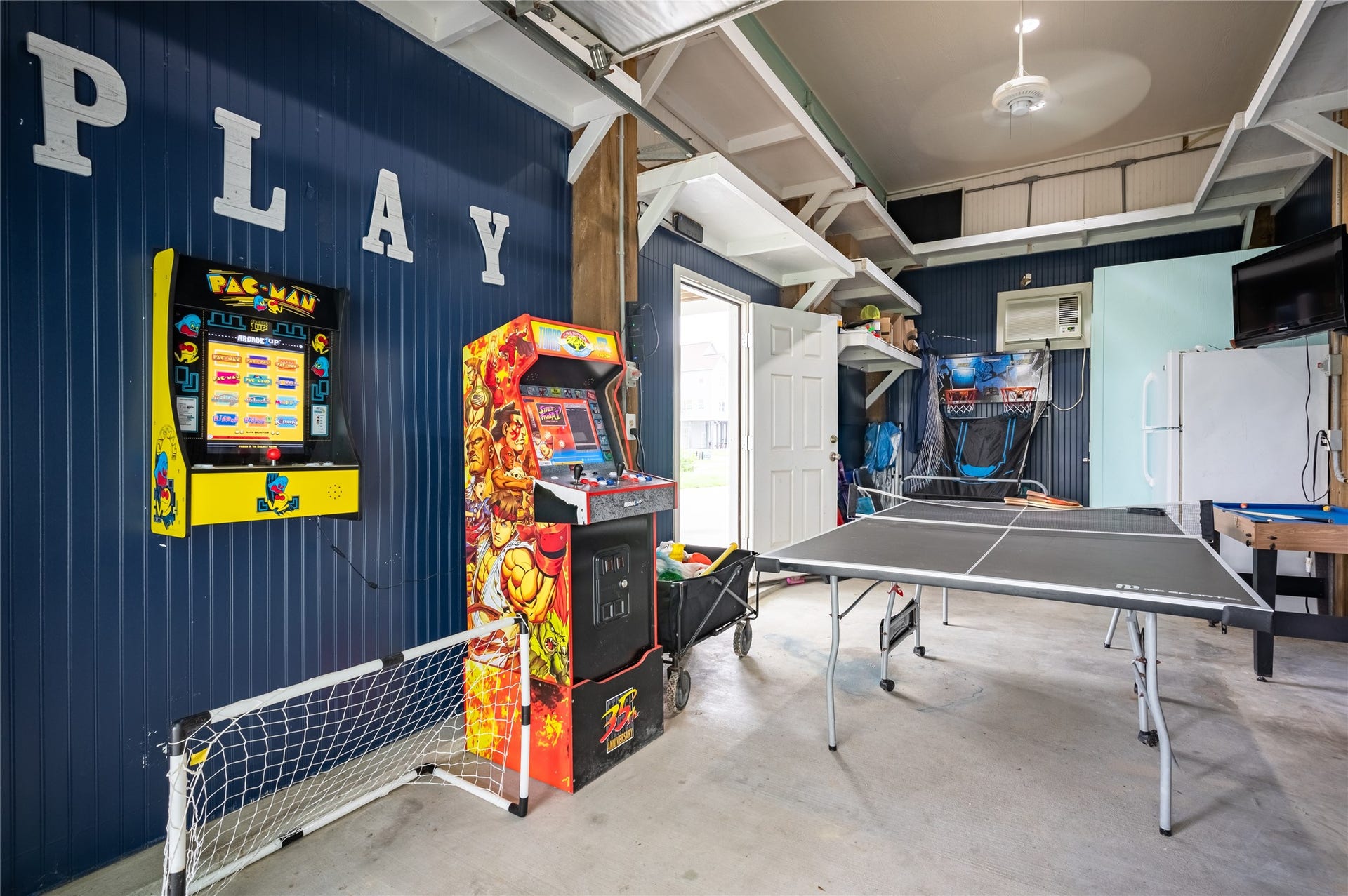 819 Eastview, Crystal Beach, TX 77650 Garage converted to gameroom