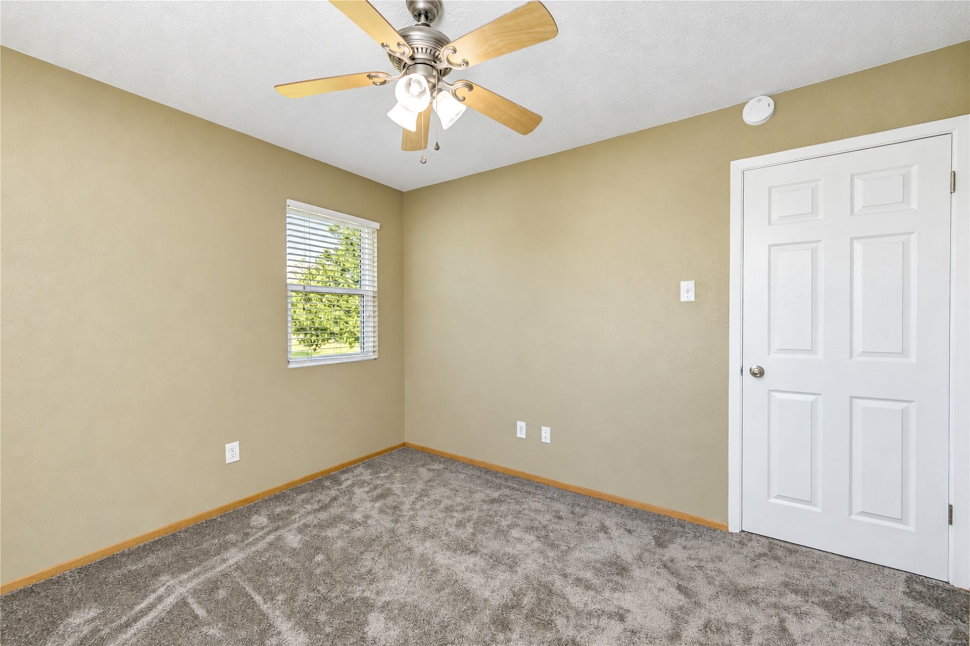 11605 Strom, Dickinson, TX 77539
