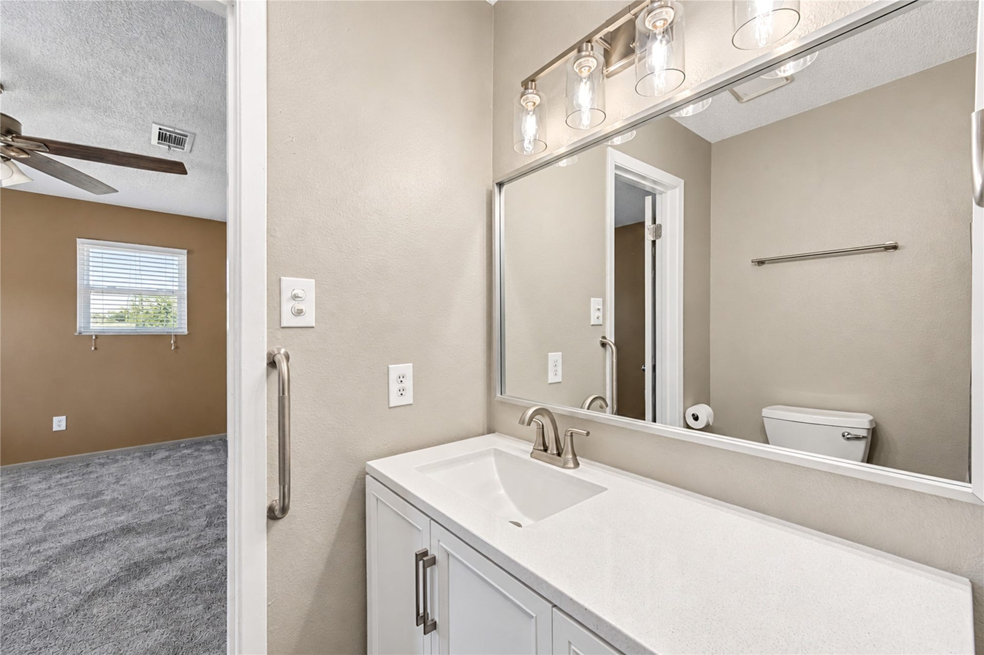 11605 Strom, Dickinson, TX 77539 11605 Strom, Dickinson, TX 77539