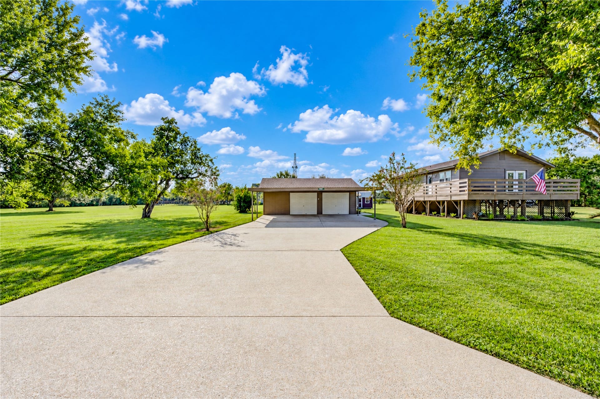 Super spacious 2 acre lot