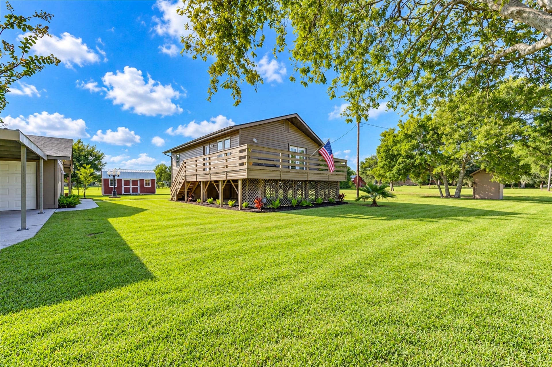11605 Strom, Dickinson, TX 77539