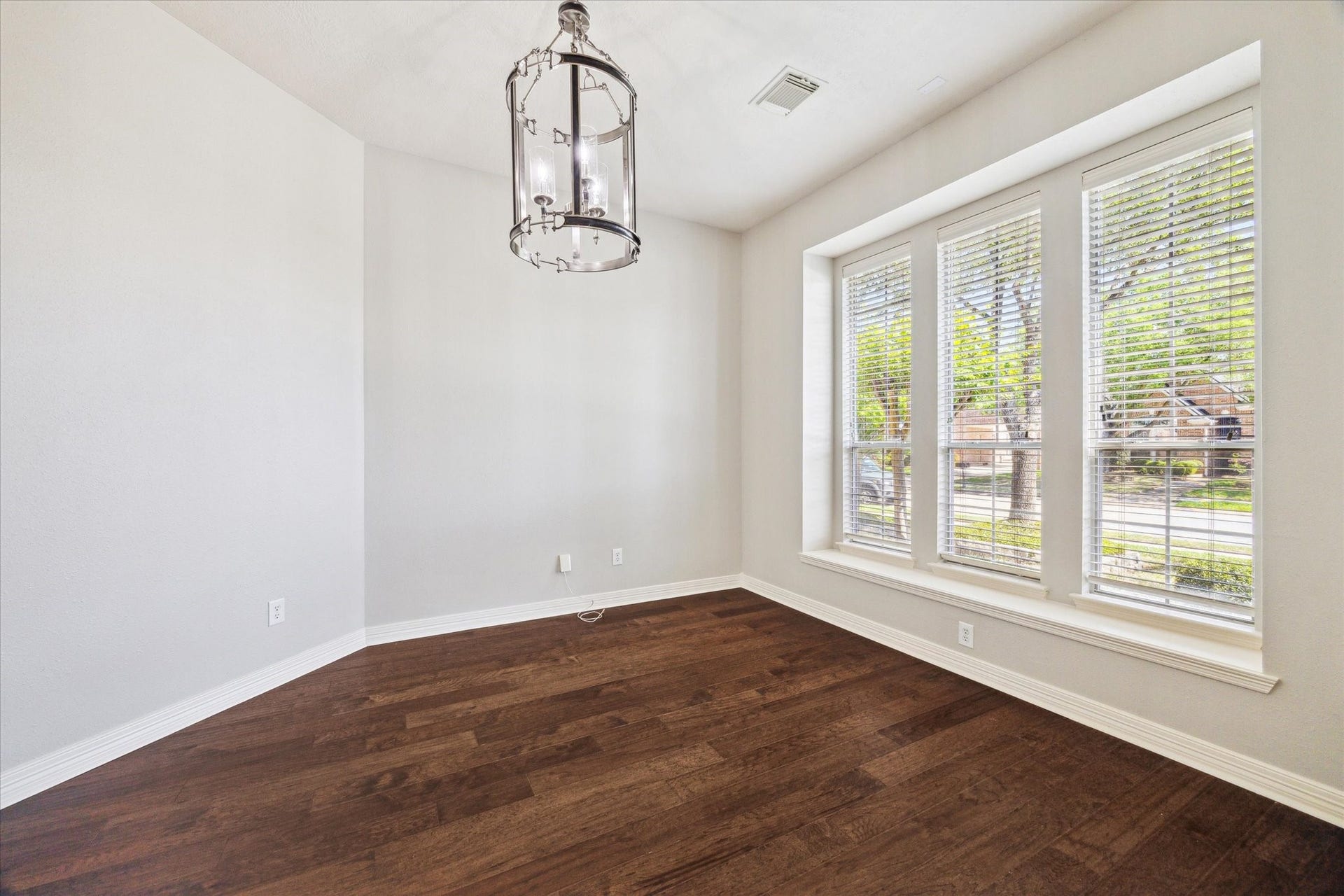12006 Arcadia Bend Lane, Houston, TX 77041 Private study/home-office can be 5th guest bedroom down