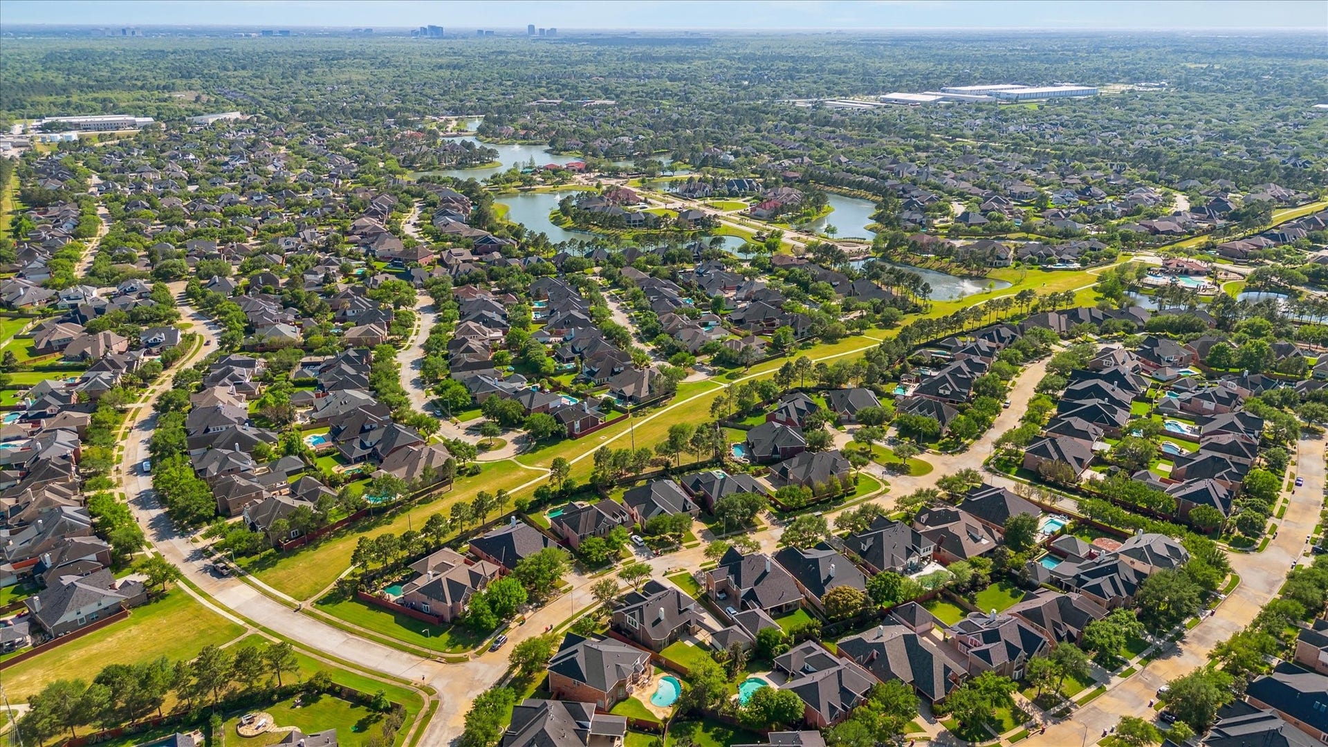 12006 Arcadia Bend Lane, Houston, TX 77041 Quiet & prestigious location w low traffic count near custom homes