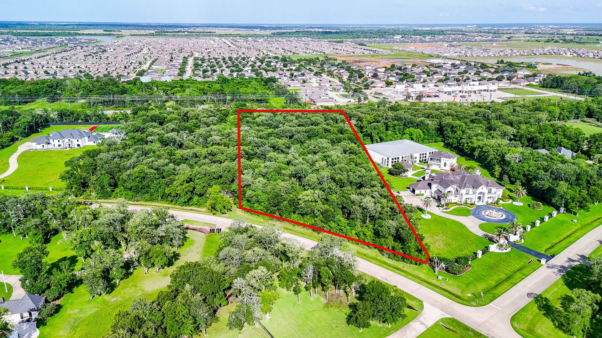 8331 Thompson Lake Drive, Missouri City, TX 77459 8331 Thompson Lake Drive, Missouri City, TX 77459