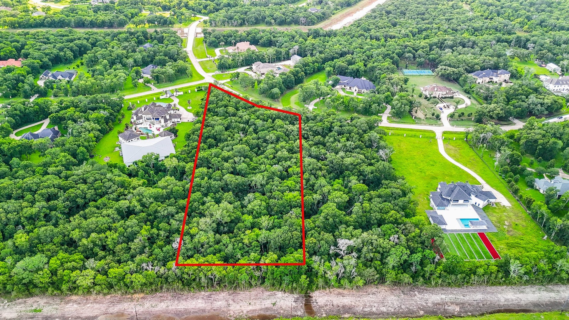 8331 Thompson Lake Drive, Missouri City, TX 77459 8331 Thompson Lake Drive, Missouri City, TX 77459