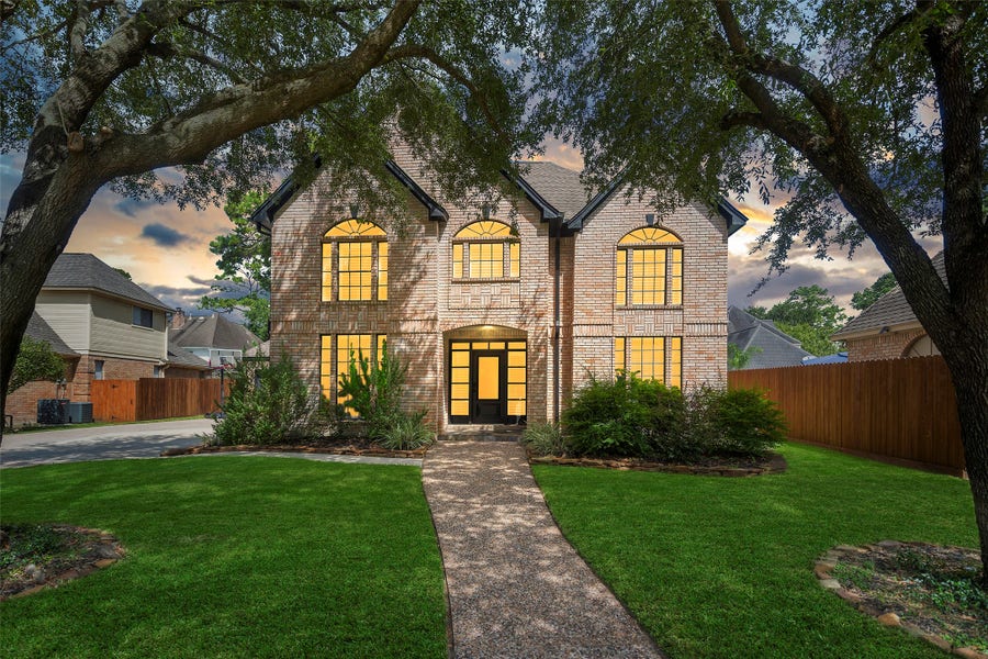Property photo for 6786 Kestrel Court, Houston, TX