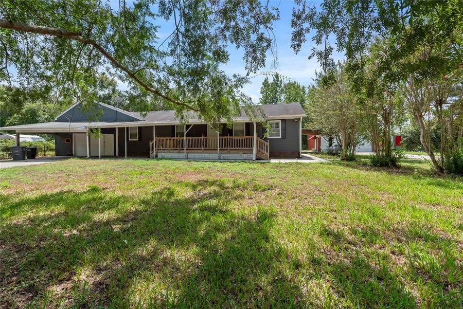 Property photo for 10702 River Oaks Drive, Conroe, TX