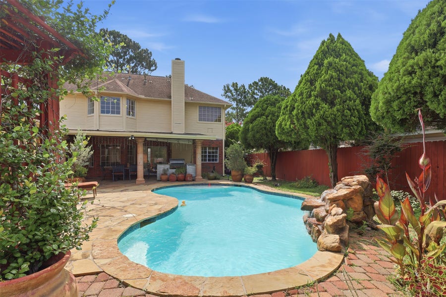 Property photo for 2114 Gentryside Drive, Houston, TX