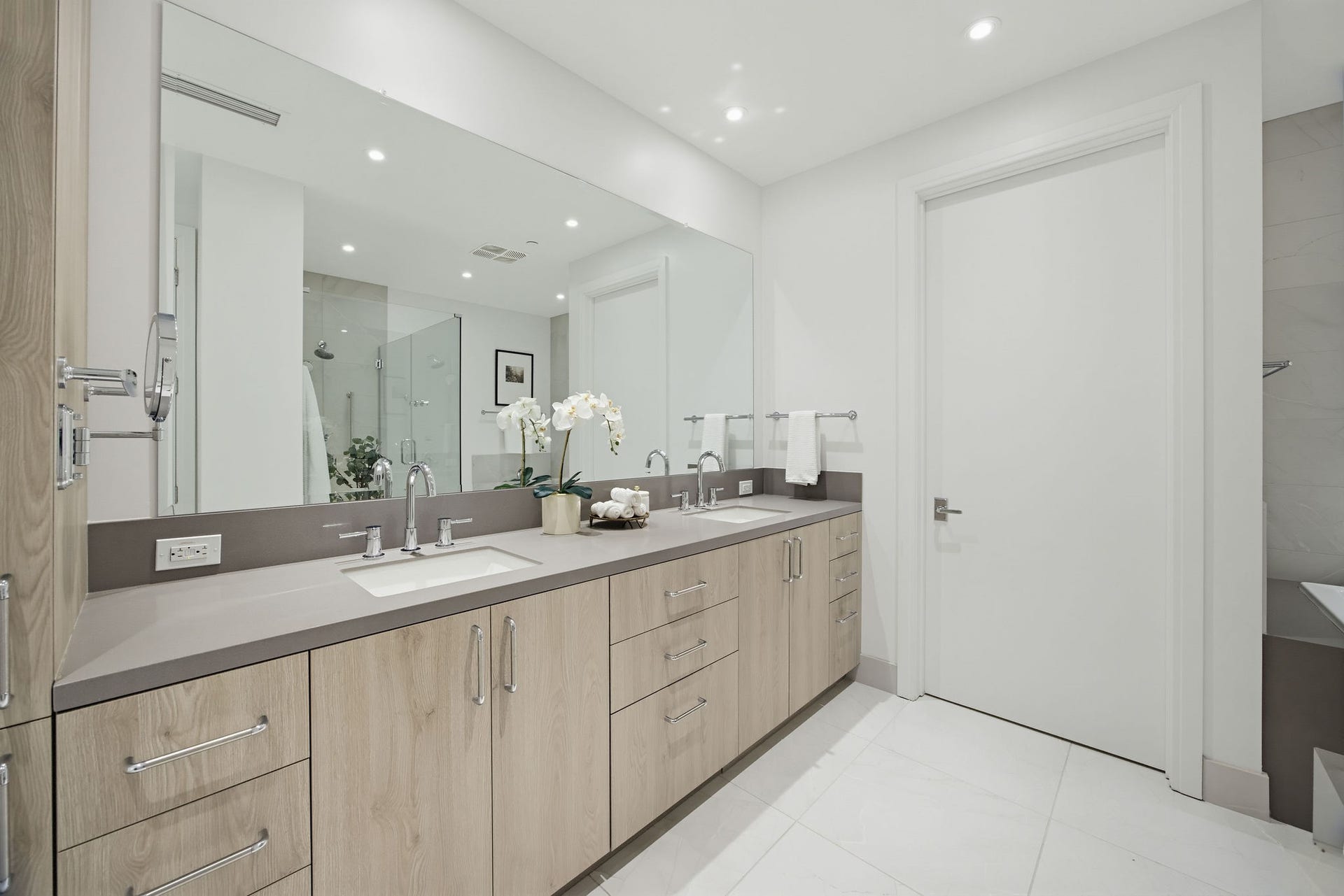 2323 W Main Street, #401, Houston, TX 77098 2323 W Main Street, #401, Houston, TX 77098
