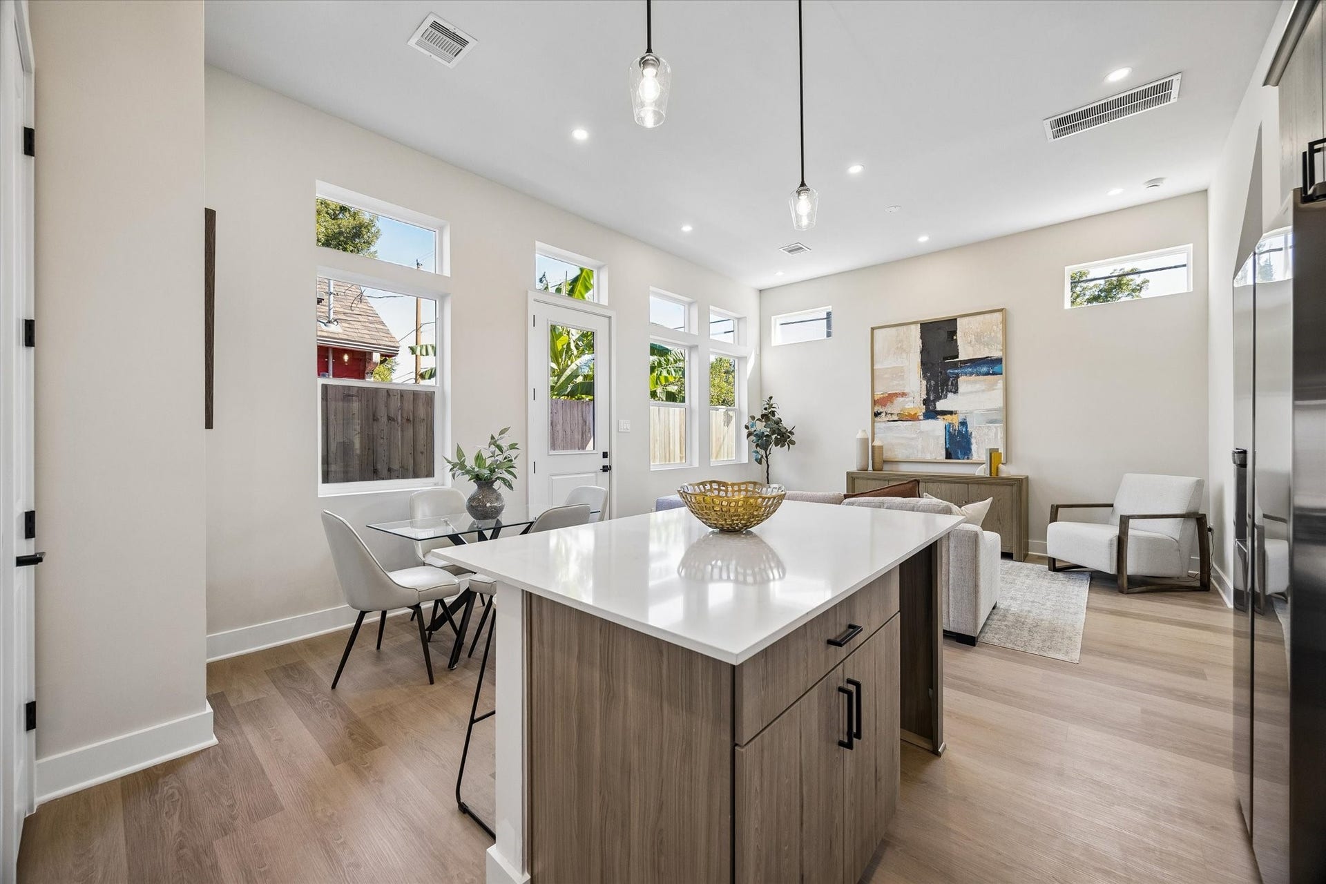 This photo is of the Haven at Highland Model Home at 6702 Zaken (Floor Plan B), and may depict upgrades not included in the standard finishes for this listing.