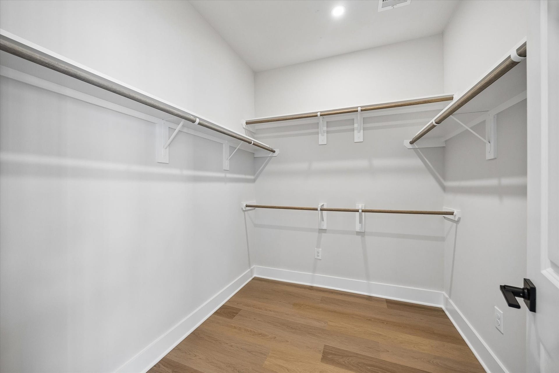 This photo is of the Haven at Highland Model Home at 6702 Zaken (Floor Plan B), and may depict upgrades not included in the standard finishes for this listing.