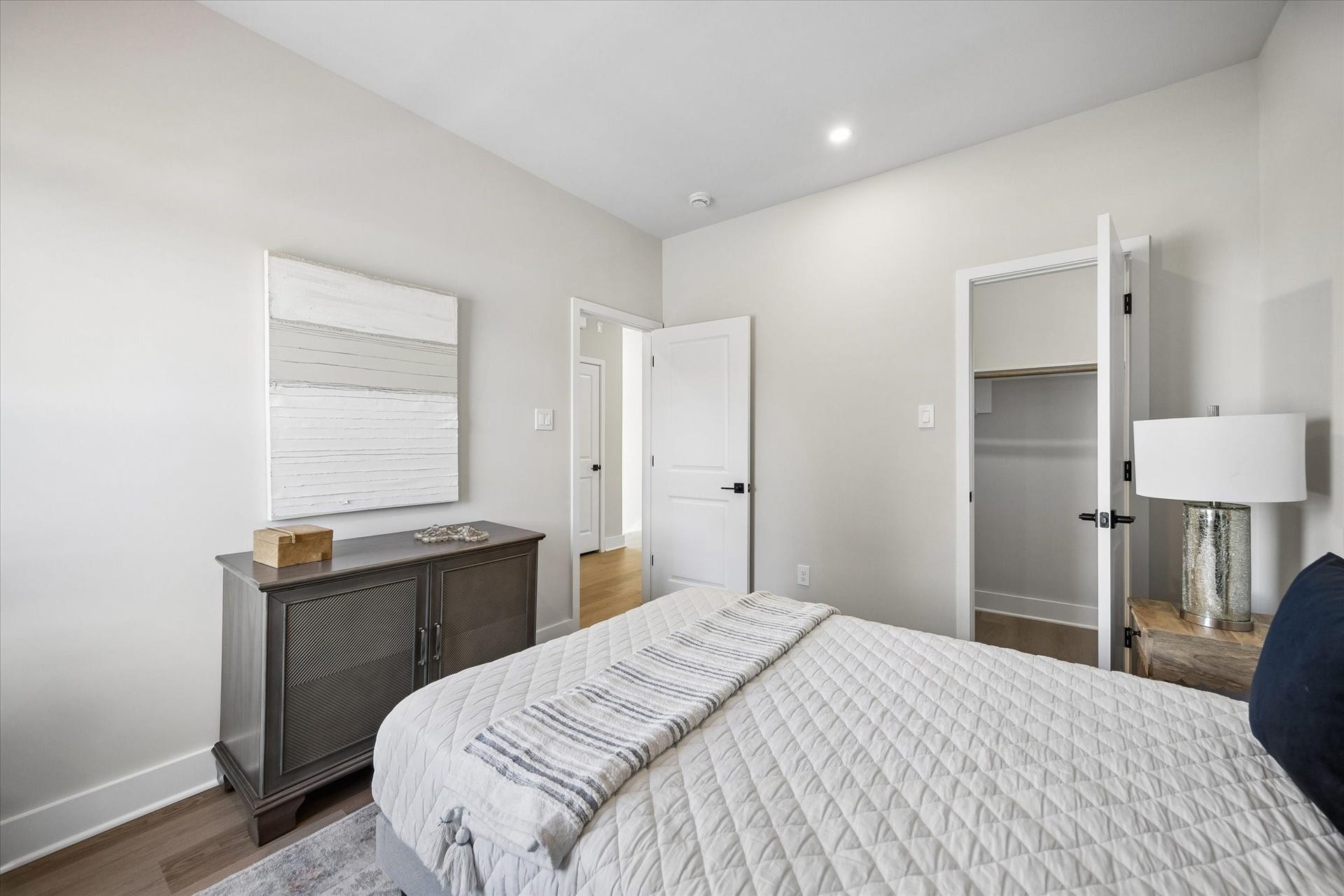 This photo is of the Haven at Highland Model Home at 6702 Zaken (Floor Plan B), and may depict upgrades not included in the standard finishes for this listing.