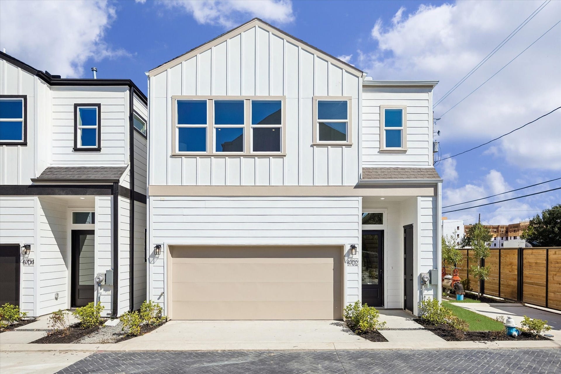 This photo is of the Haven at Highland Model Home at 6702 Zaken (Floor Plan B), and may depict upgrades not included in the standard finishes for this listing.