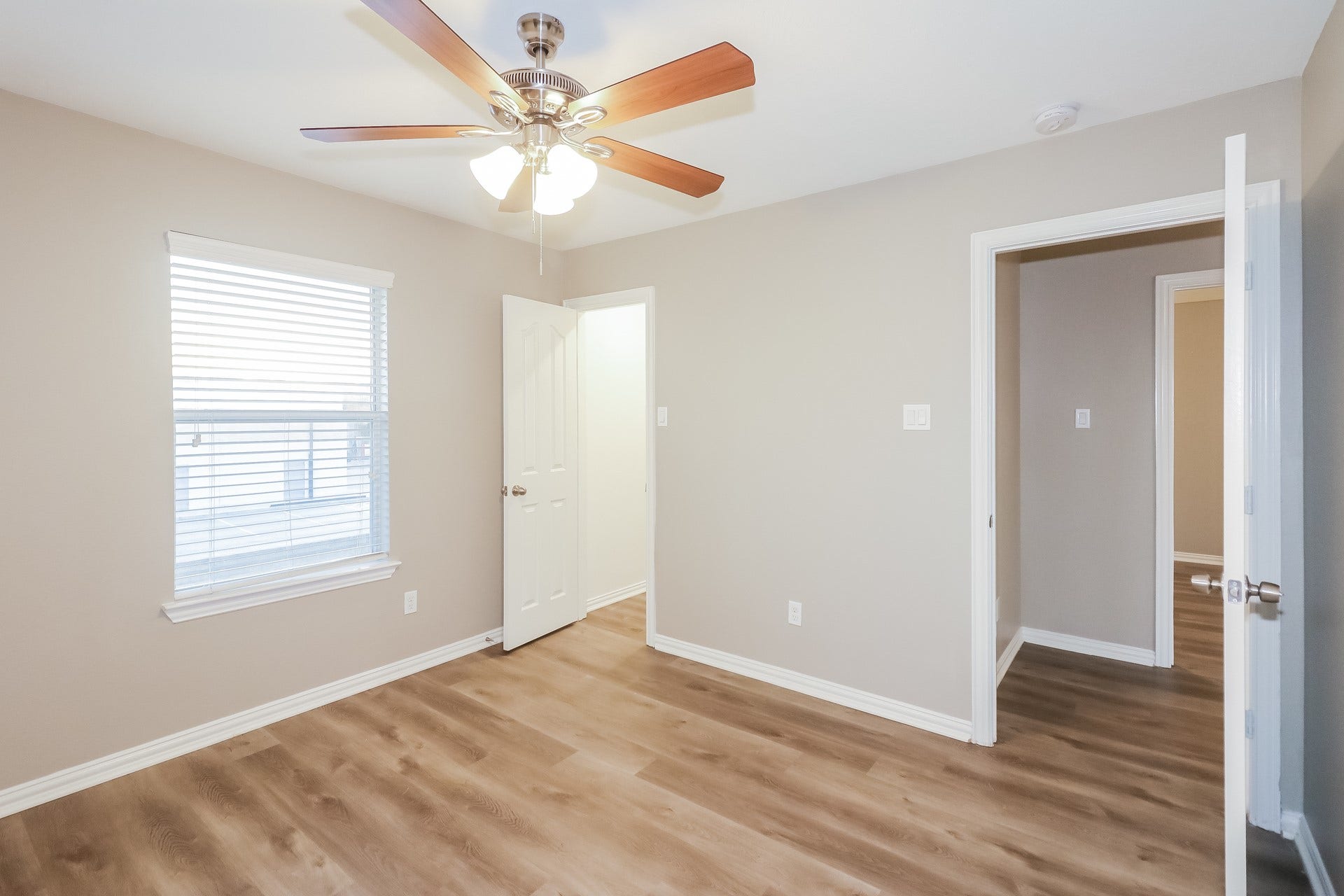 8414 Parapet Place, Rosharon, TX 77583 8414 Parapet Place, Rosharon, TX 77583