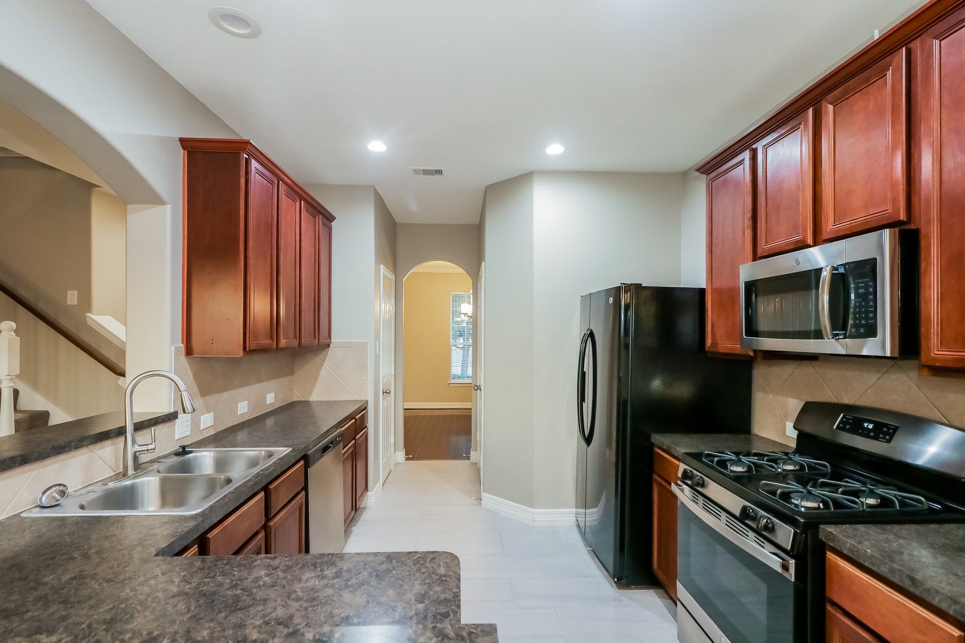 8414 Parapet Place, Rosharon, TX 77583 8414 Parapet Place, Rosharon, TX 77583